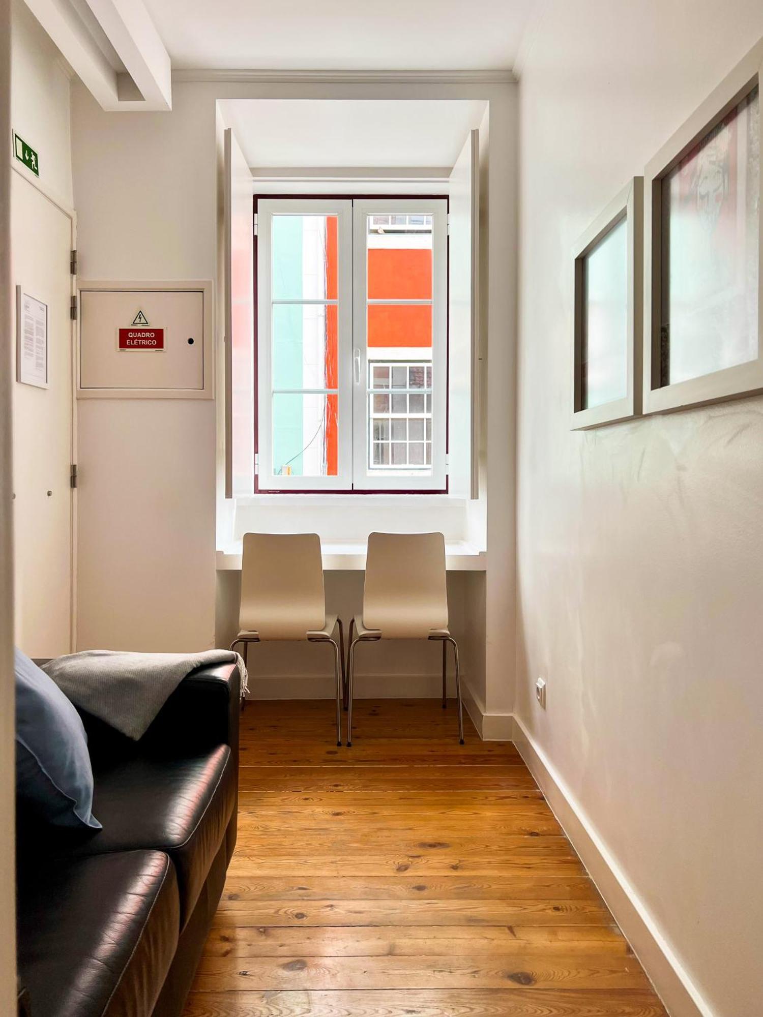 Apartment Modern Close To Timeout Market